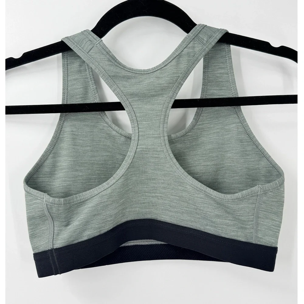 Nike Sports Bra Womens Medium Grey Heather Swoosh Racerback gym running